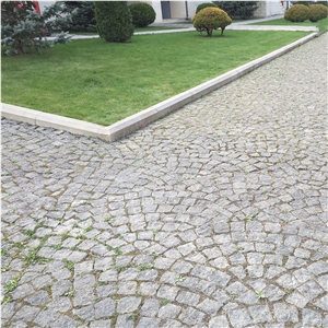 Anthracite Granite 4 Sides Cut Cobblestone (1ton 7-8 Sqm)