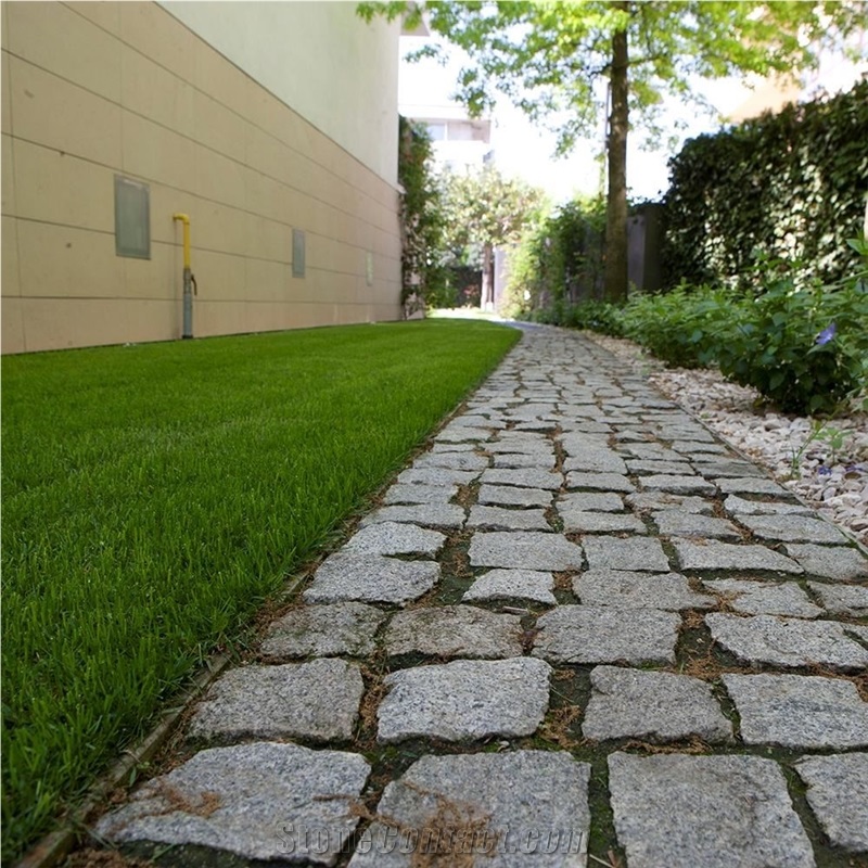 Grey Granite Splitface Cobblestone