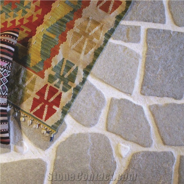 Kavala Polygonal Slate - Tumbled Pavers
