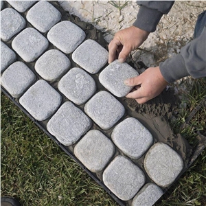 Kavala Semi White Marble Tumbled Cobblestone 10 X 10 X 3-5 cm