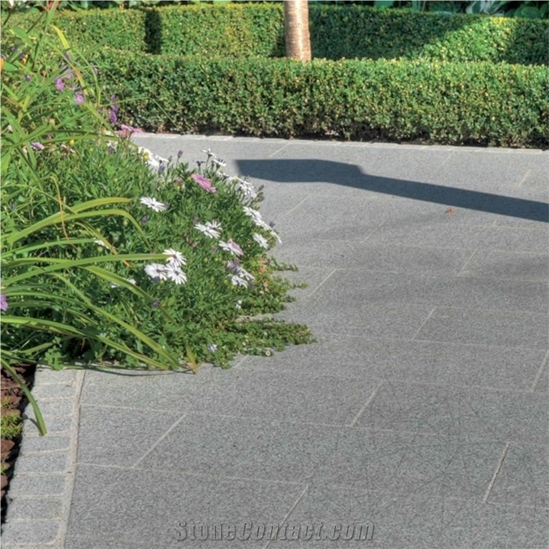 Padang Dark Flamed Granite 60 X 30 X 3 cm Pavers