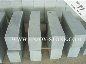 Hainan Black, Black Basalt Kerbstones, Road Stone, Side Stone, Bluestone Basalt with Catpaws, Honeycomb, Micro Hole Basalt, Andesite, Lavastone, Sawn Cut, Machine Cut, Cut to Size