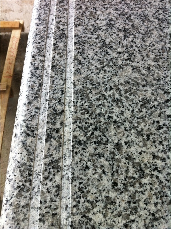 China Natural Grade a G640/Dongshi White/Black Spot Grey/Grigio Sardo/Black White Flower Granite Anti-Slip Stairs&Steps, Elevator/Floor/Building Stone