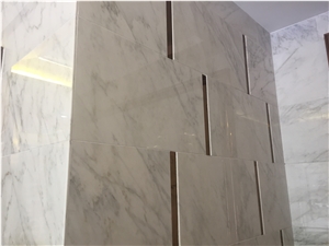 China Natural Oriental White Marble/Sichuan Baoxing White/ East White Marble Polished Cut-To-Size Tiles, Indoor Wall Cladding/Floor Covering/Skirts