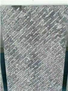 China Blue Limestone a Grade Chisled Grooved Bushhammered Surface Paving Cube Stone Slabs