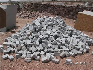 Kandla Gray Sandstone Cobbles