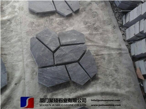 China Black Slate Flagstone Mats on Mesh