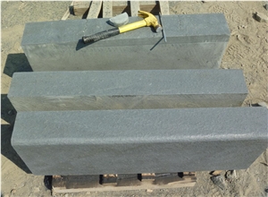 New G684 Black Basalt Kerbstone,Natural Stone Kerb,Cheap Curbstone,Quarry Owner and Directly Factory with Ce,Side Road Curbs,Landscape Building Use