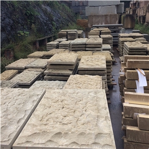 Natural Beige Sandstone Split Face Mushroom Stone for Wall Cladding