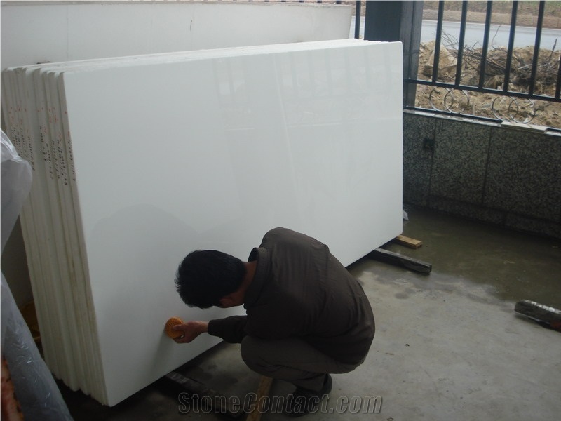 Snow White Quartz Artificial /Grey/White/Black/Beige/Green Colors Solid Surface Artificial Quartz Stone Slab for Vanity Tops