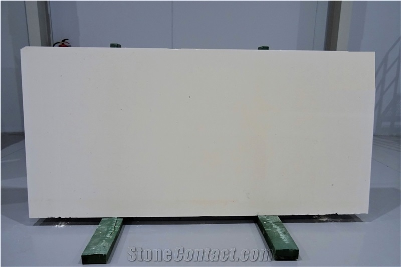 Blanco Moabi Limestone Slabs
