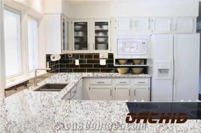 Quality a Calacatta White Quartz Stone Artificial Stone Slabs,Bianca Marble Look Quartz Surface,Engineer Stone Wall Cladding Tiles