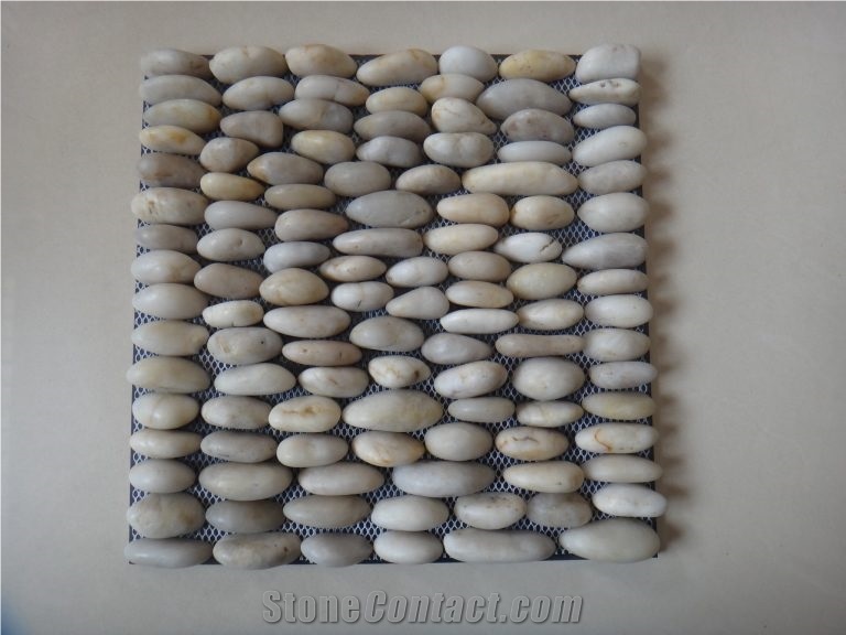 Green Pebble Stone/ River Stone Mosaic on Net Tile for Floor Covering