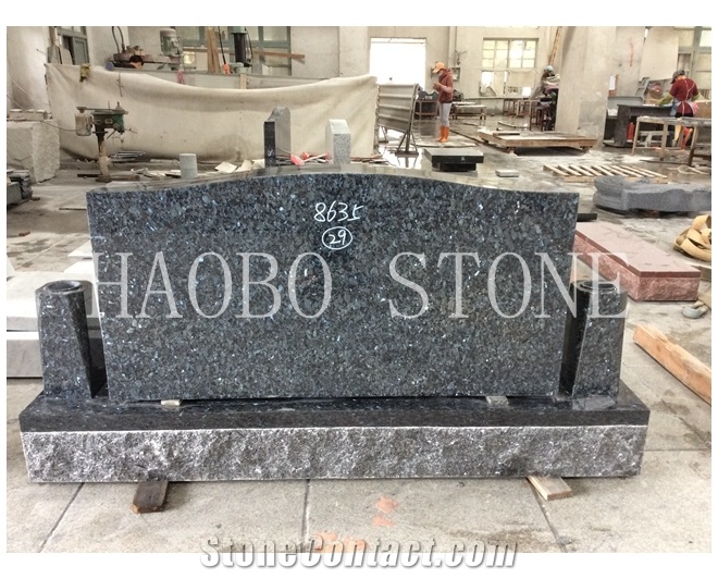 China Quarry Natural Stone Good Price Simple Design Polished Blue Pearl Granite Monument with Iso9001:2000 for Cetemery