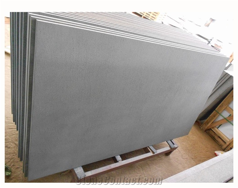 Best Price Cut to Size Flamed / Honed / Polished Hainan Black Basalt Slabs