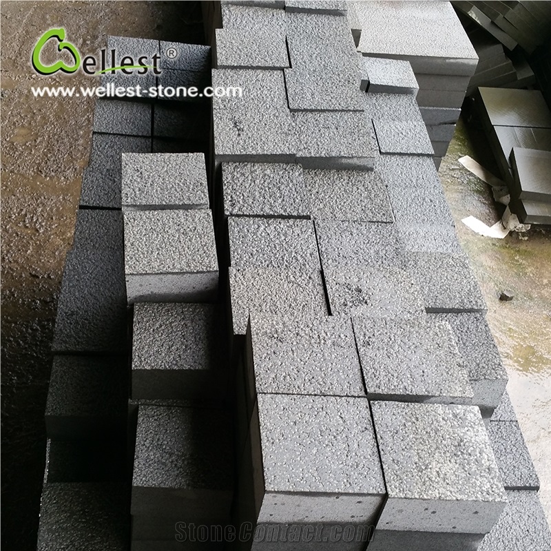 Hainan Black Basalt Bush Hammered Rough Finished Cobble Cube Paving Sets for Driveway Walkway Countyard Road Exterior Patio Pavers