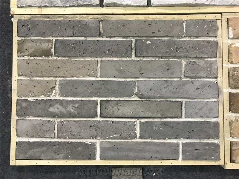 Grey and Black Recycled Bricks, Used Bricks, Secondhand Bricks