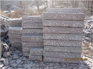 G341 Granite Kerbstone Working Flat Paliade