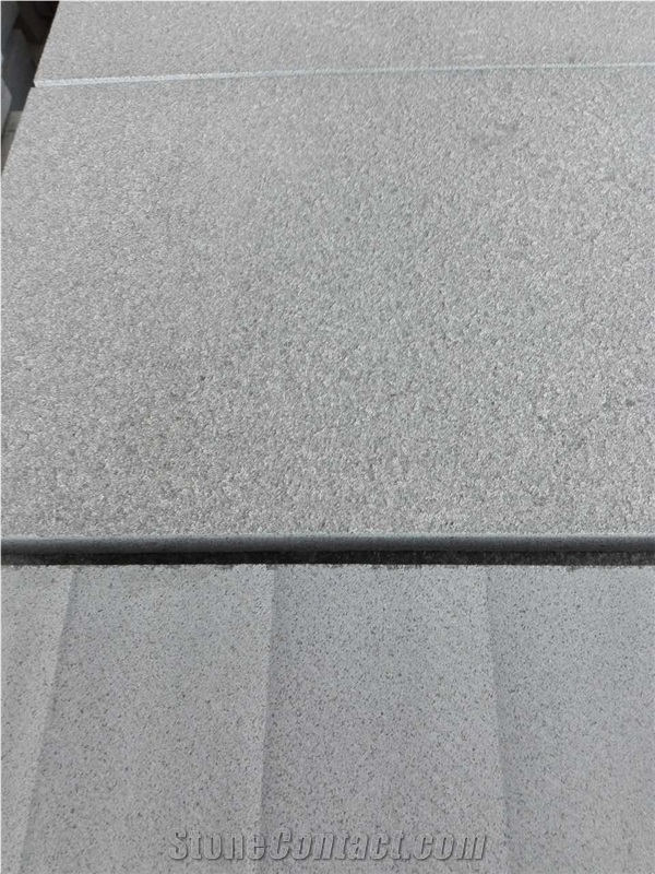 Flamed G654 Granite Tiles & Slabs, China Impala Black, Padang Dark Granite Floor Tile, Floor Covering, Dark Grey Granite