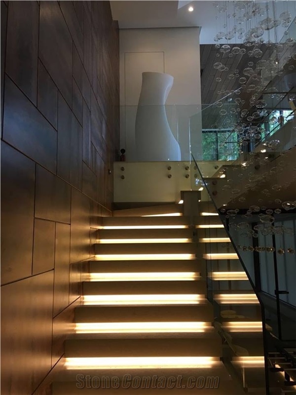 Selina Limestone Stairs