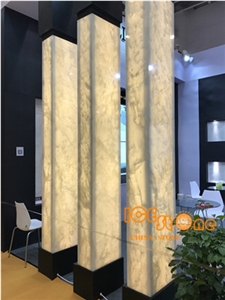 China Pure Royal White Onyx Polished Slabs Tiles/ Natural Crystal Transparency Stone/ Purity a Quality for Wall Covering Interior Decoration Project