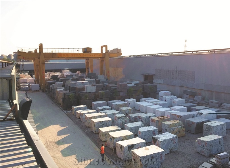China Yellow Onyx, Chinese Champagne Slabs,Tv Background Slab, Bathroom Countertops,Cut to Size, Wall and Floor Covering Natural Stone, Own Factory