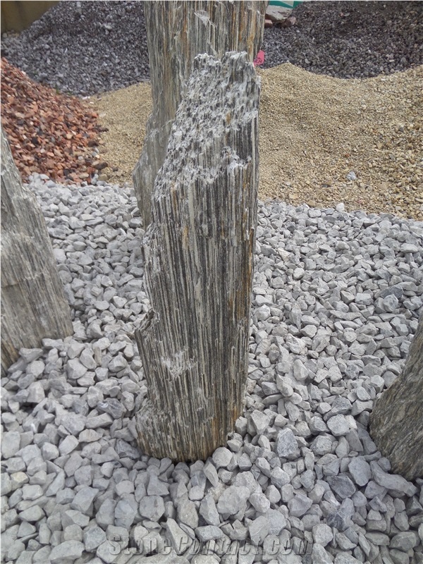 Gneiss Stone Bark Monolith for the Garden