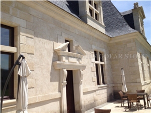 Crema Luna Limestone Beige Seashell Coral Stone Pool Coping Paver Tiles Tumbled Exterior Floor Covering,Machine Cutting Flooring Pattern Gofar