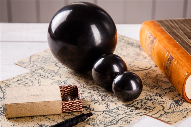 Ball Sphere 3-10 Shungite Natural Stone