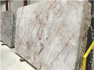 Moscovita Oro Quartzite Slabs