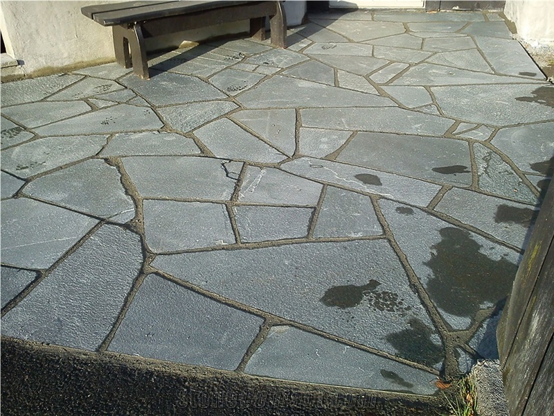 Alta Flagstone Patio Pavement