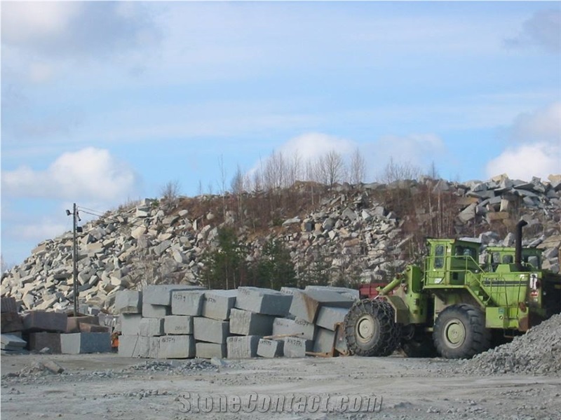 Kuru Grey Granite Blocks