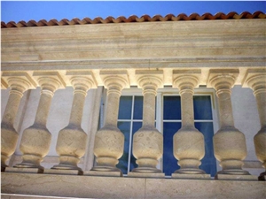 Balustrades with Perlatino Bianco