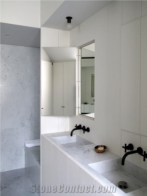 Calacatta Carrara White Marble Bathroom Design