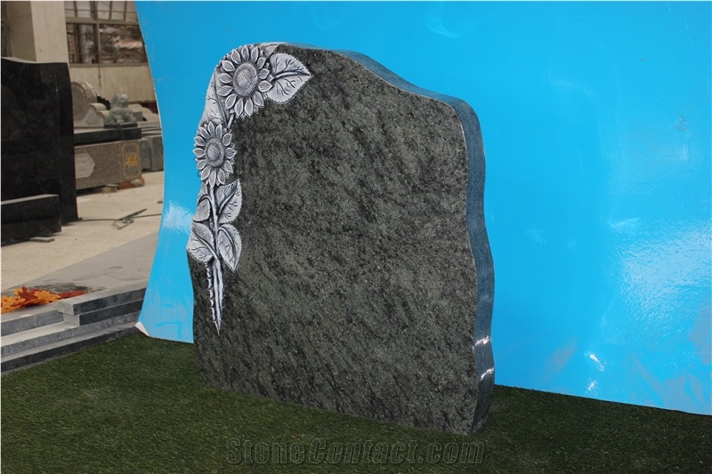 China 2017 New Oliver Green Headstone Granit Tombstone Rose Moument Flower Headstones Popular Monuments Cheap Tombstones Good Gravestone Engraved
