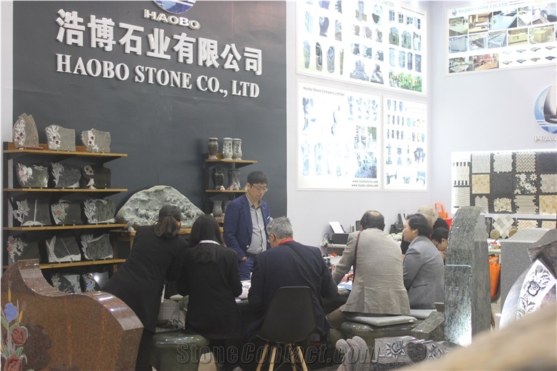 High Quality Good Price Natural Quarry Stone Customized Size Haobo China Factory Beautiful Carved G603 Granit Headstone Designs for Sale