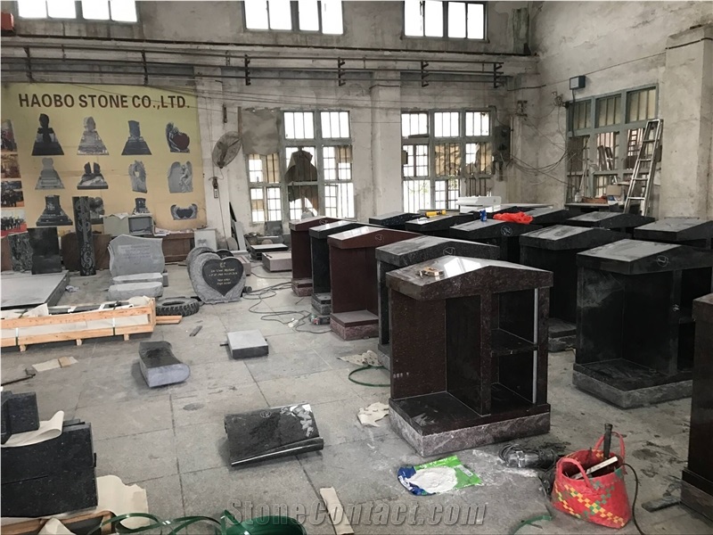 Polished Natural Stone Quarry Manufactory Black Noir Granite Western Style Monuments Heart Tombstones,Gravestone,Single or Double Headstone