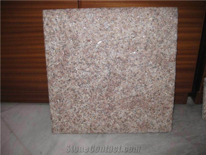 China Yellow Granite Tiles, G682,G350 Yellow Granite Slabs