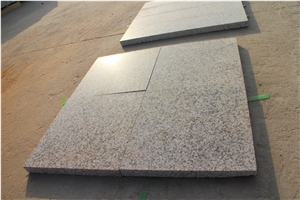 Hot Sales Stone Yellow Flamed / Polished G682 Paving Stone Slabs Rusty Granite Tile