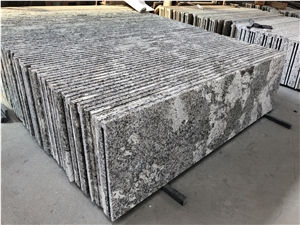 Brazil White Torronico Prefab Granite Countertops Laminated Flat Edge Brazil White Torronico Prefab Granite Countertops Laminated Flat Edge