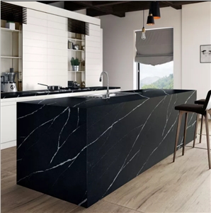White Vein Eternal Calacatta Black Quartz Kitchen Tops