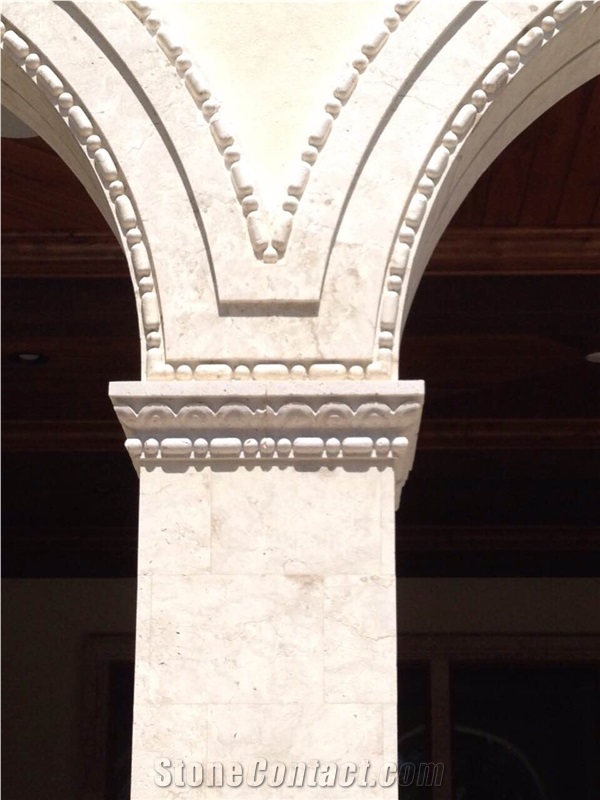 Luxury Hand Carved Jerusalem Stone Architecture Columns