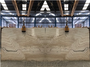 Navona Travertine Bookmatched Slabs & Tiles Navona Travertine Bookmatched Slabs & Tiles