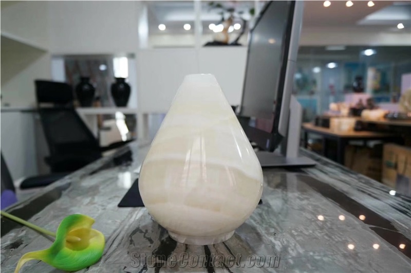 White Alabaster Stone Tranlucent Onyx Interior Round Vase,Polished Flower Pot for Home Decoration