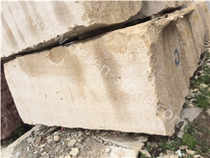 G682 Sunset Golden Rusty Yellow Granite Stone Blocks