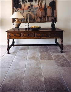 Hauteville Limestone Versailles Pattern Flooring, Tumbled, Chiseled Edge