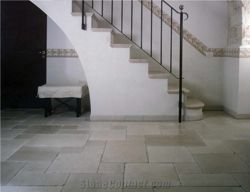 Hauteville Limestone Versailles Pattern Flooring, Tumbled, Chiseled Edge