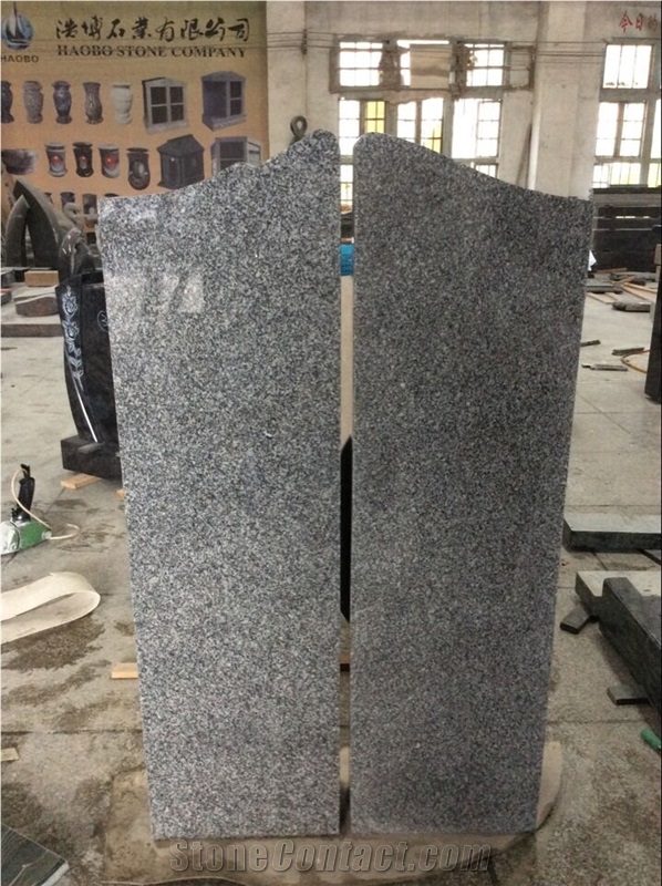 High Quality Good Service Custom Wholesale Price Unique Haobo Natural Stone Chinese Quarry Sky Blue Granite Carving Headstone Design for Cemetery