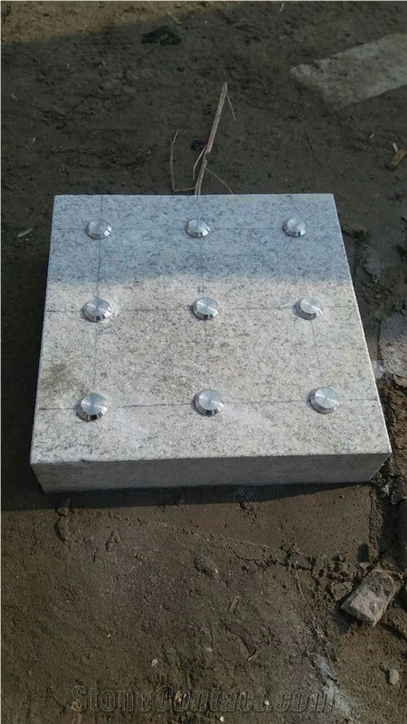 G359 White Granite Flamed Surface Blindstone Pavers with Stainless Steel Spins Buttons
