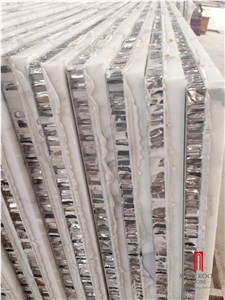 Thin Laminated Aluminum Honeycomb Backing Carrara White Marble Panels